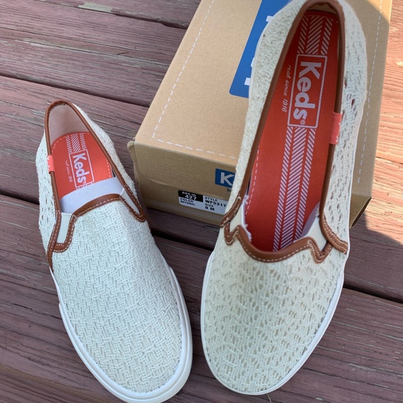 Keds Shoes - KEDS Slip-On Size 9